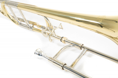 ROY BENSON TT-242F Bb/F тенор тромбон