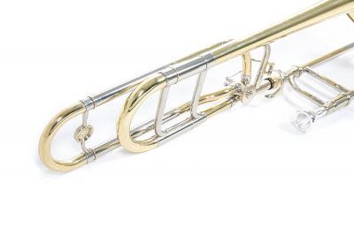 ROY BENSON TT-242F Bb/F тенор тромбон